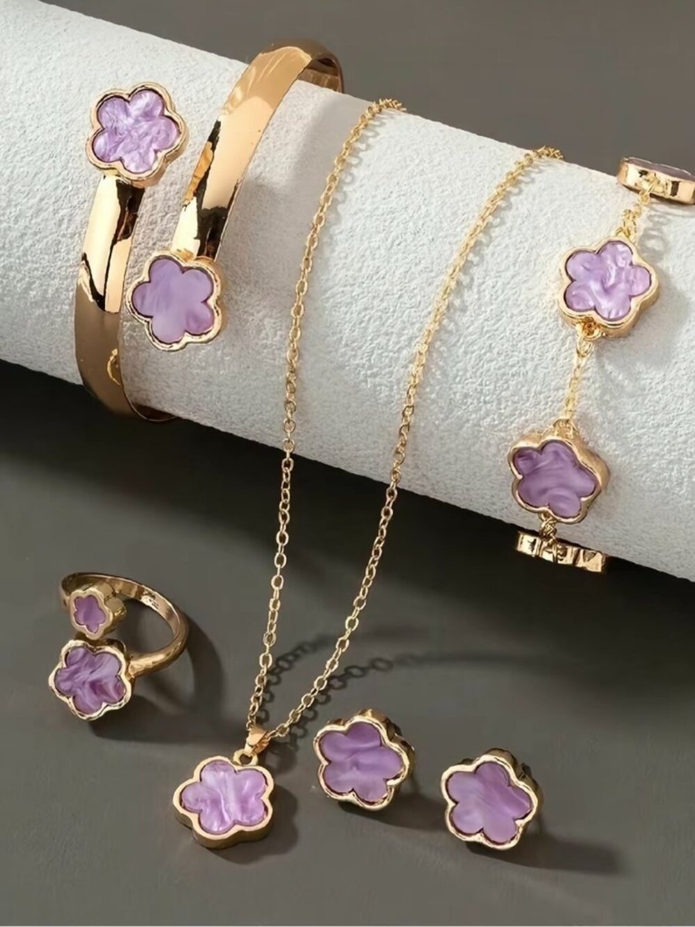 Gorgeous Gold Tone Lilac Purple Flower Jewelry Set Necklace Bracelet Ring Earrin